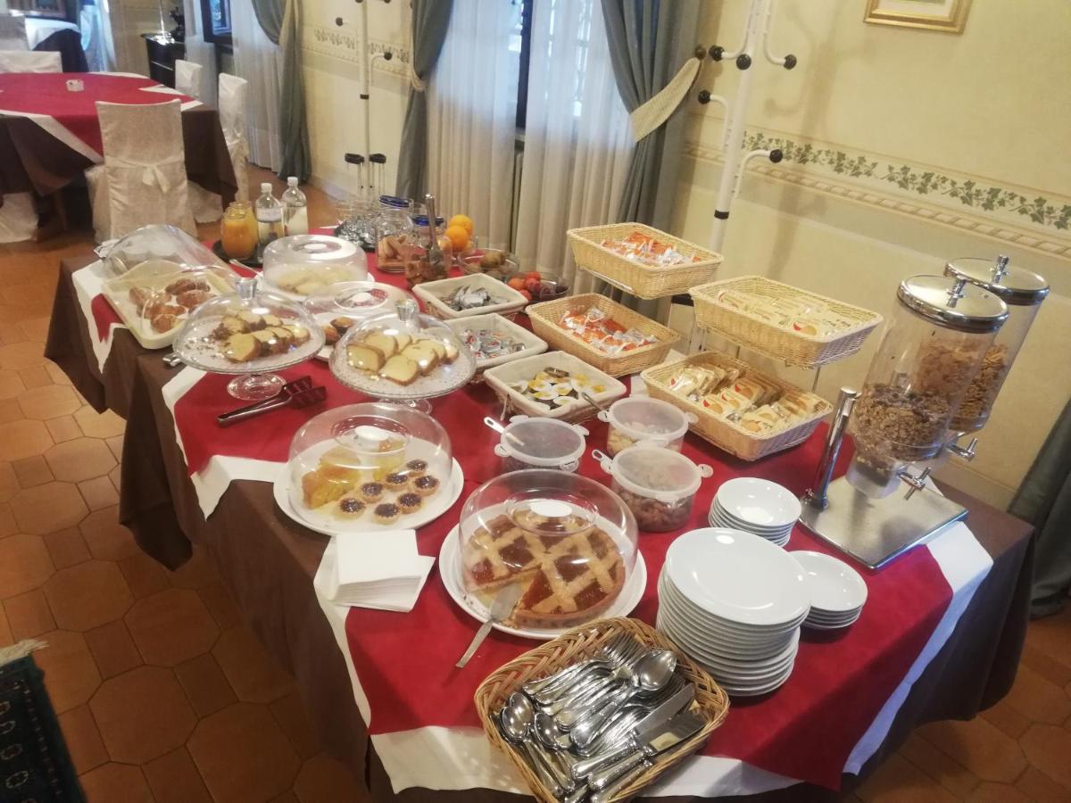 Ristorante Albergo San Michele Ome Dış mekan fotoğraf